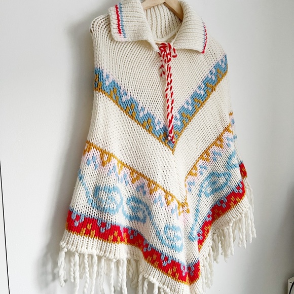 Vintage Colourful Patterned Collared Poncho - One Size - Picture 2 of 7